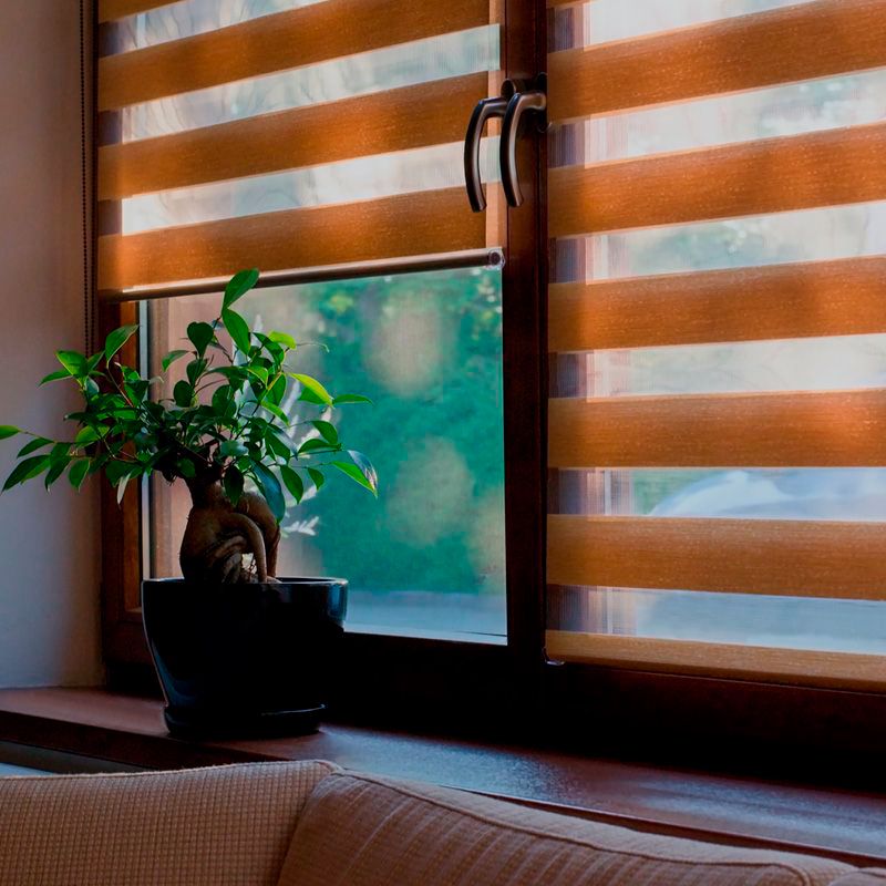 Замовити рулонні штори для вікон у Харкові